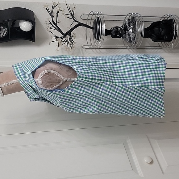 Talbots, Size 8 Blue, Green & White Checkered Sleeveless Shirt, Scalloped Edges - Picture 3 of 11